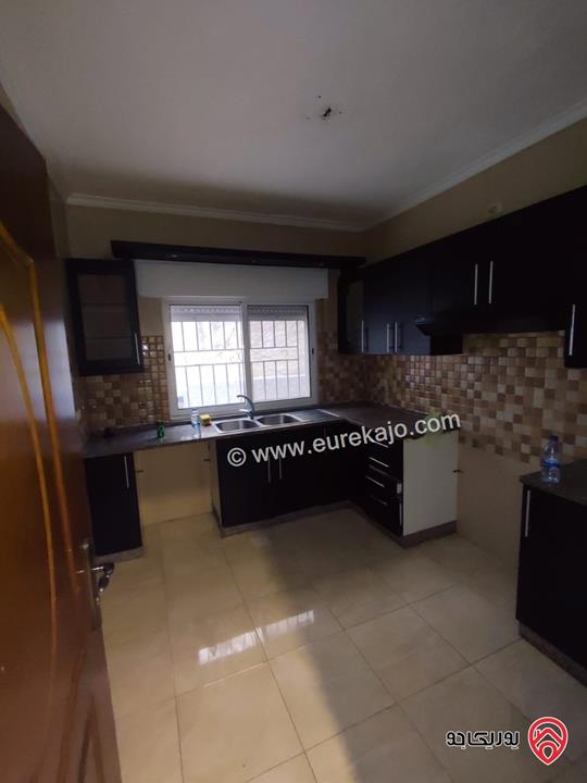 شقة أرضية مساحة 120م للايجار في عمان - أم أذينة