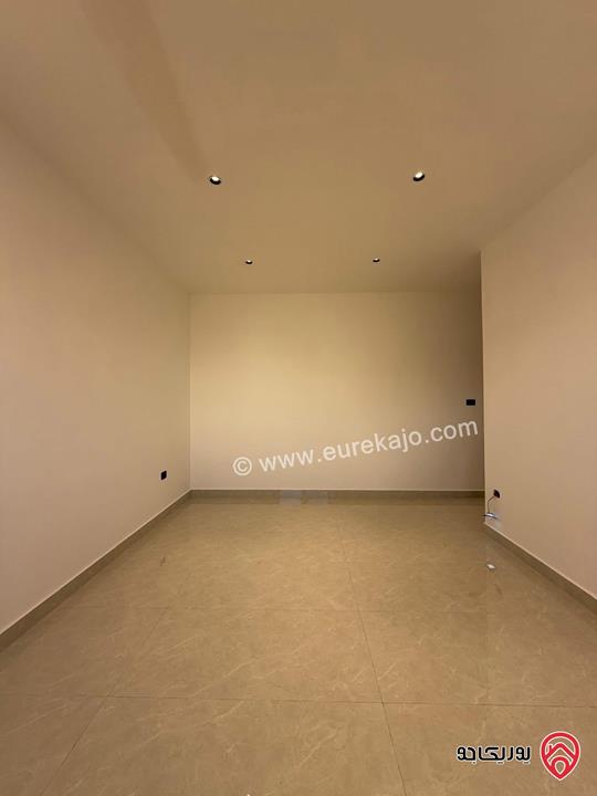 شقة طابق ارضي مساحة 130م مع ترس 50م للبيع في عمان - ربوة عبدون 