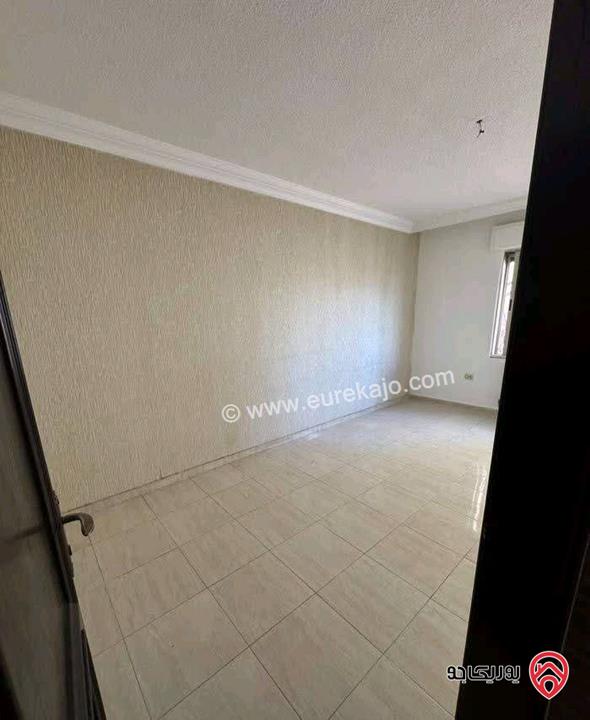 شقة فارغة طابق ثاني مساحة 100م للايجار في عمان - السابع