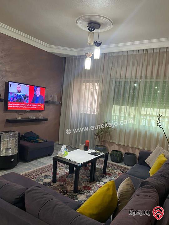 شقة طابق ثاني مساحة 200م للبيع في عمان - طبربور