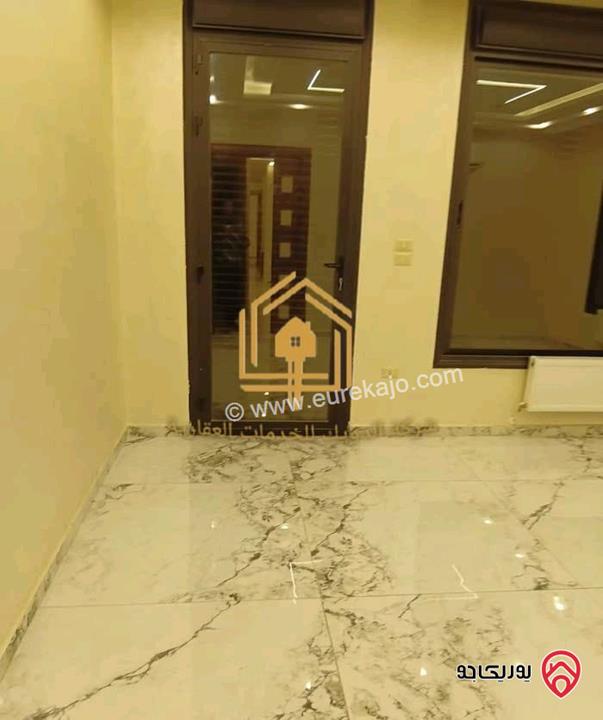 شقة جديدة لم تسكن طابق أول مساحة 185م للإيجار في عمان - طريق المطار 