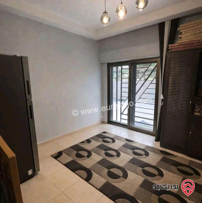 شقة مفروشة شبه ارضي مساحة 165م مع ترس 50م للايجار في عمان - ضاحية النخيل