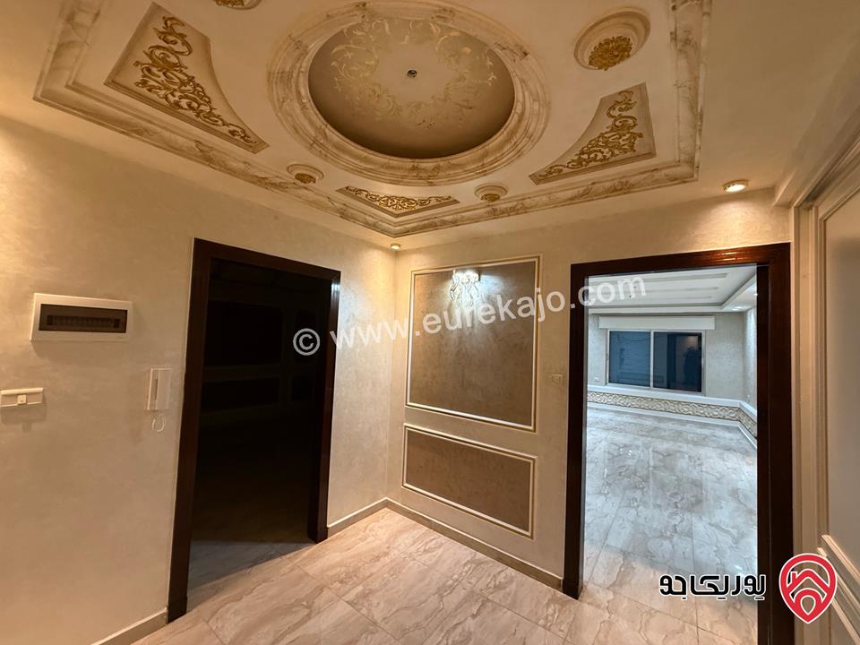 شقة طابق ثالث مساحة 200م للبيع في عمان - ربوة عبدون