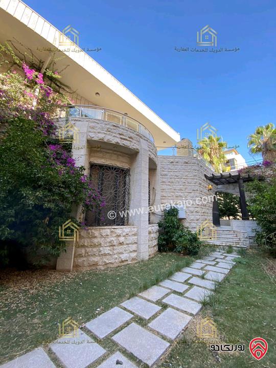 فيلا مساحة 920م على أرض 790م للإيجار في عمان - عبدون 