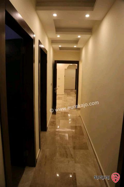 شقة سوبر ديلوكس طابق شبه ارضي مساحة 200م داخلي و 250م خارجي للايجار في عمان - ضاحية النخيل