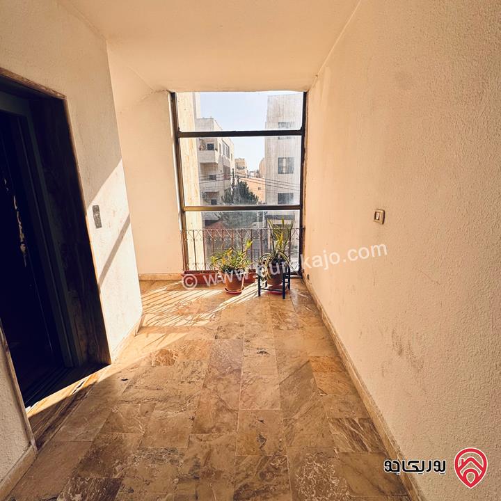 شقة مفروشة طابق ثاني مساحة 127م تشطيب راقي للإيجار في عمان - حي الكرسي من المالك مباشرة 