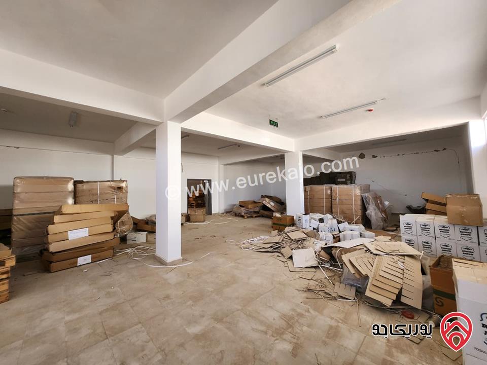 أرض صناعية مساحة 4 دونم مع مصنع جديد 1700م للبيع في  عمان -القسطل / صناعات متوسطة