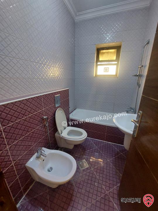 شقة طابق ثاني مساحة 176م للبيع في عمان - خلدا خلف بن العميد