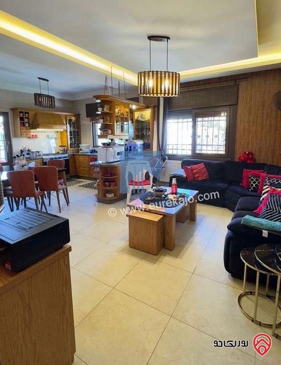 شقة فاخرة للبيع في عمان - الكرسي قرب المخابرات طابق ثالث 206م تشطيب سوبر ديلوكس