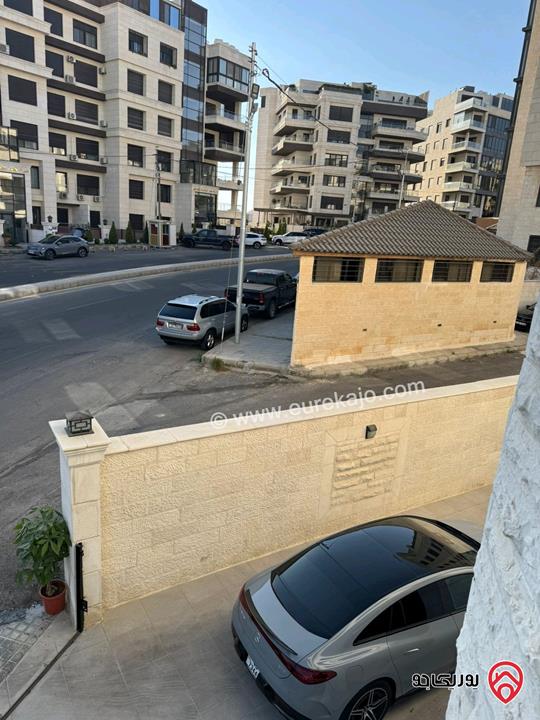 شقة مساحة 205م طابق أول للايجار في عمان - دير غبار