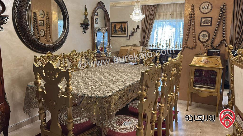 شقة فاخرة طابق ثاني مساحة 265م للبيع في عمان - خلدا