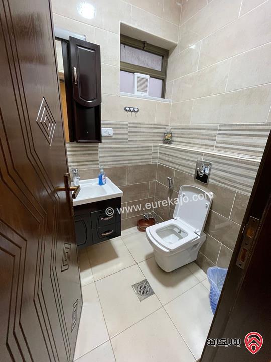 فيلا مساحة 700م على أرض 1 دونم مفروشة للإيجار في عمان - الجبيهة