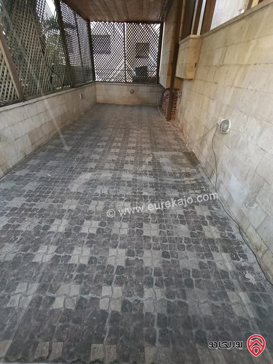 شقة فارغة أرضية مساحة 160م مع ترس 50م ومدخل خاص للايجار في عمان - ام السماق