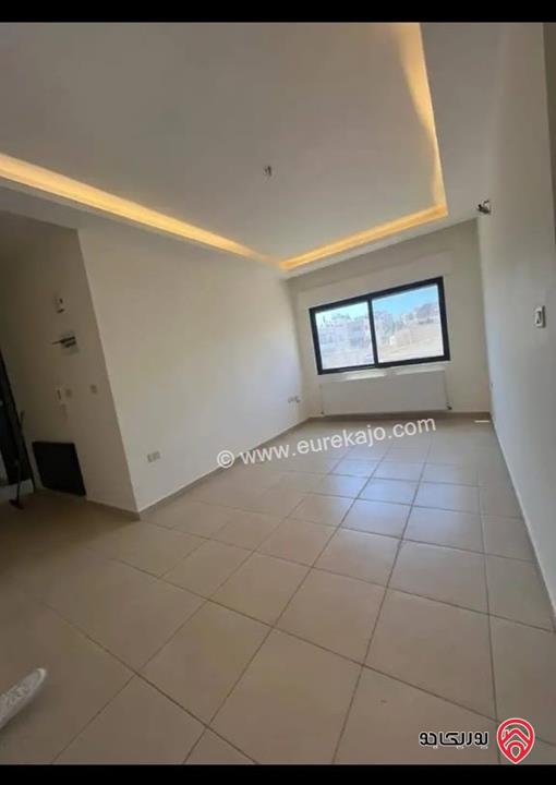 شقة طابق ثالث مساحة 155م للايجار في عمان - شارع مكة