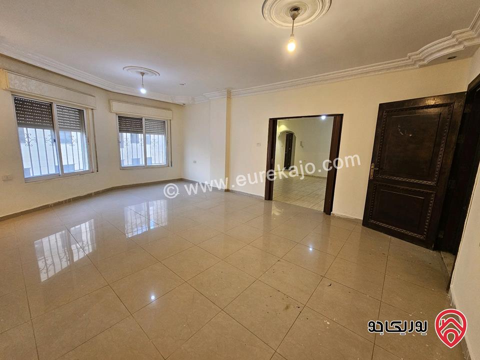 شقة مساحة 137م طابق ثالث للبيع في عمان - طبربور ابو عليا