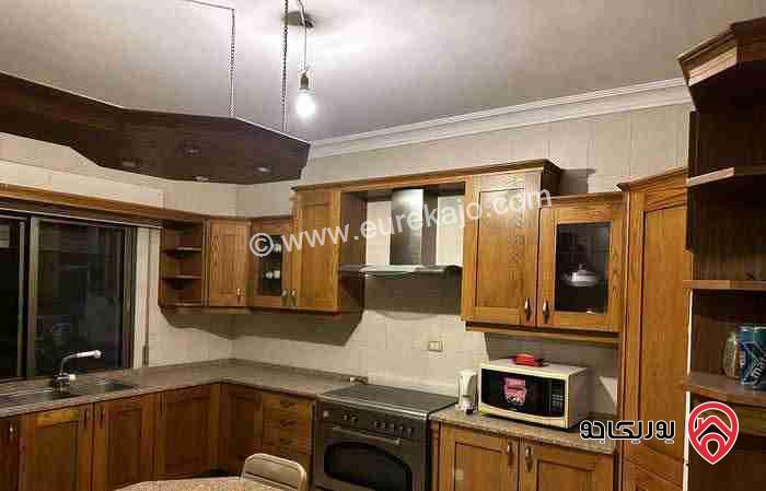 شقة فارغة طابق ثالث مساحة 250م للايجار في عمان - عبدون