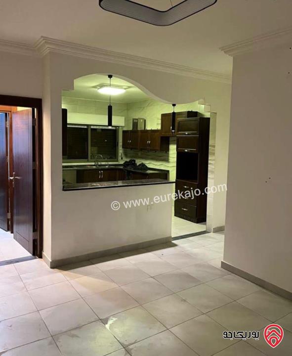 شقة طابق ثاني مساحة 165م للايجار في عمان - الجبيهة حي المنصور