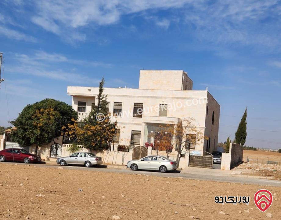 فيلا مساحة 500م على أرض 390م للبيع في عمان - الزيتونة
