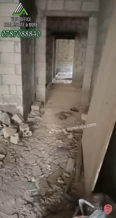شقة شبه ارضية مساحة 148م للبيع في عمان - اليادودة 