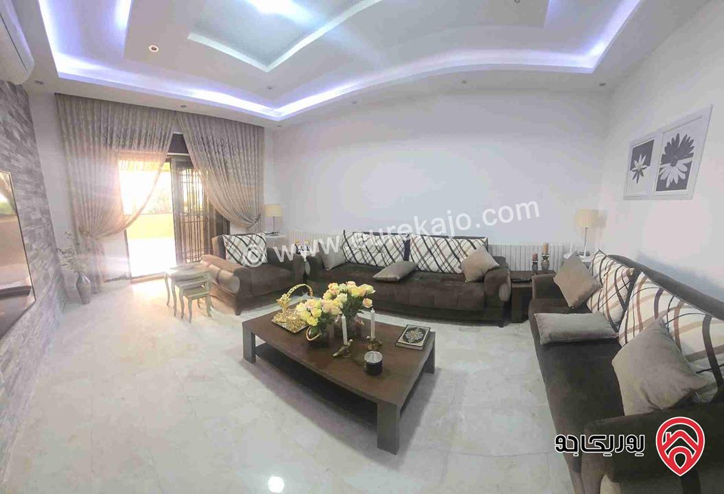 شقة أرضية مساحة 280م داخلي و 200م خارجي للبيع في عمان - ام اذينة