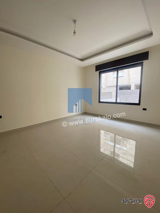 شقة أرضية 175م مع ترس امامي 25م للبيع في عمان - الرابية