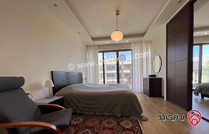 شقة فخمة مساحة 220م طابق أول للايجار مفروشة في عمان - الدوار الرابع 