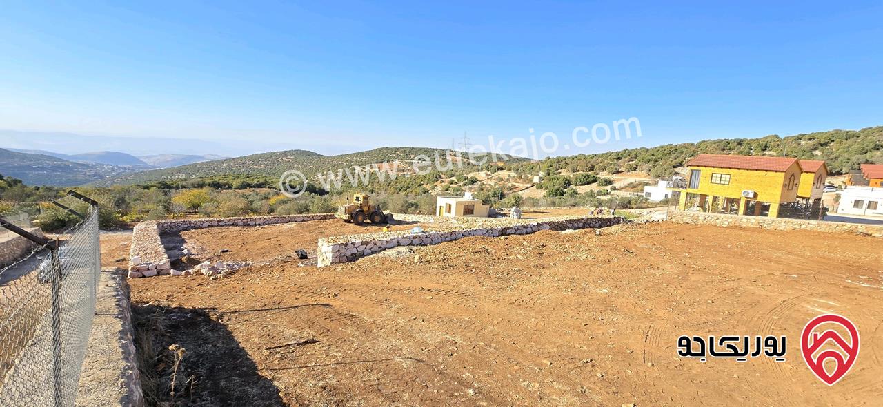 قطعة أرض سياحية مساحة 2 دونم و 100م للبيع في عجلون 