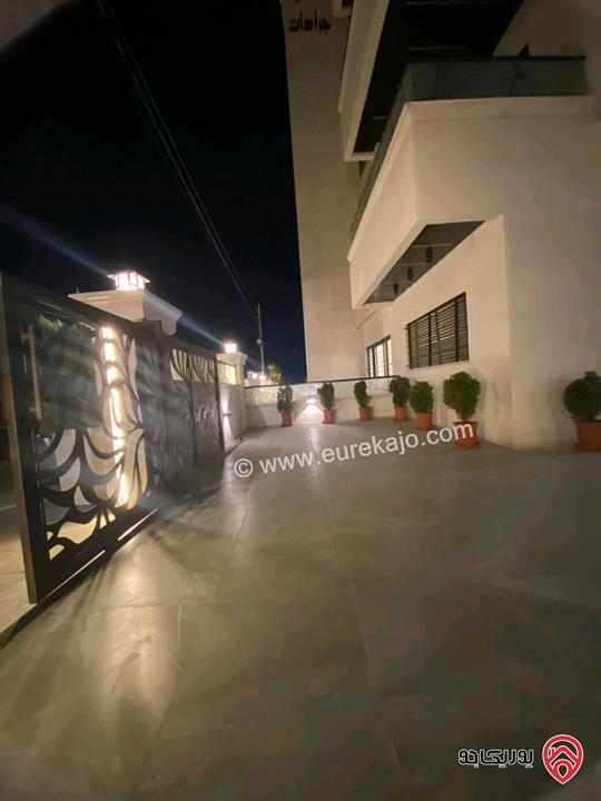 شقة أرضية مساحة 165م داخلي و 20م خارجي للايجار في عمان - طريق المطار