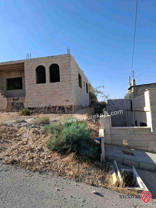 بيت مستقل عظم مساحة 200م على أرض 750م للبيع في الزرقاء - ضاحية الاميرة هيا