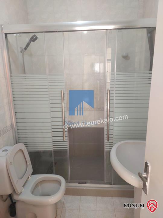 شقة طابق ثالث 165م تشطيب سوبر ديلوكس للبيع في عمان - خلدا