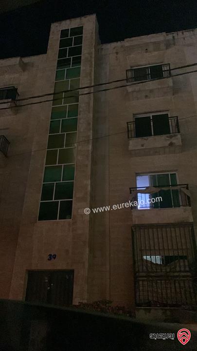 شقة طابق ثالث لا يوجد مصعد مساحة 123م للبيع في صويلح