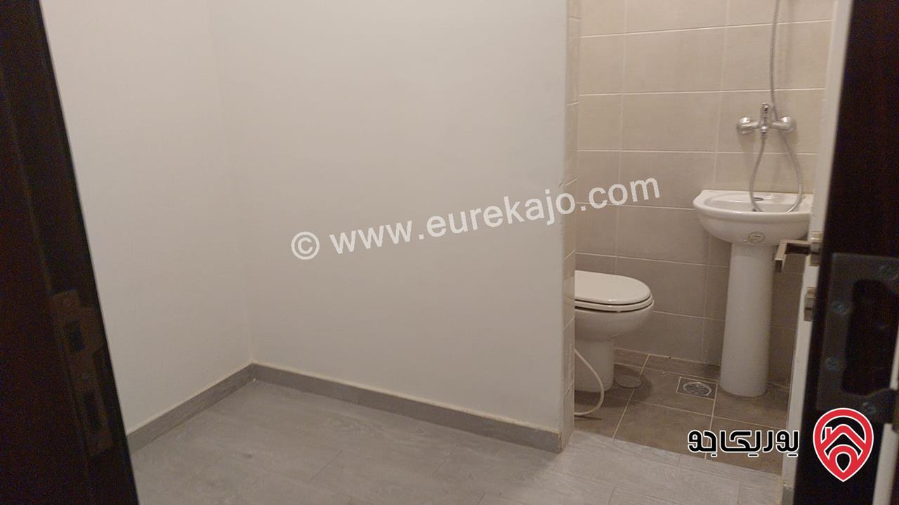 شقة مساحة 195م طابق أول للبيع في عمان - الشميساني