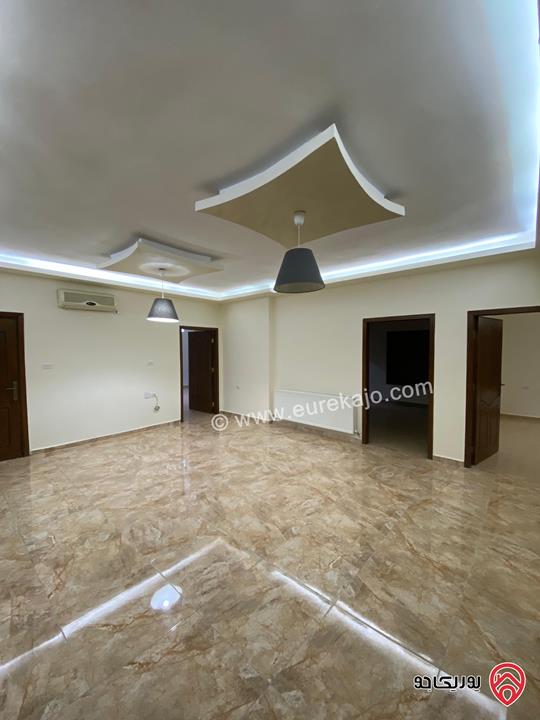 شقة مساحة 190م طابق ثالث للبيع في عمان - ضاحية الرشيد 