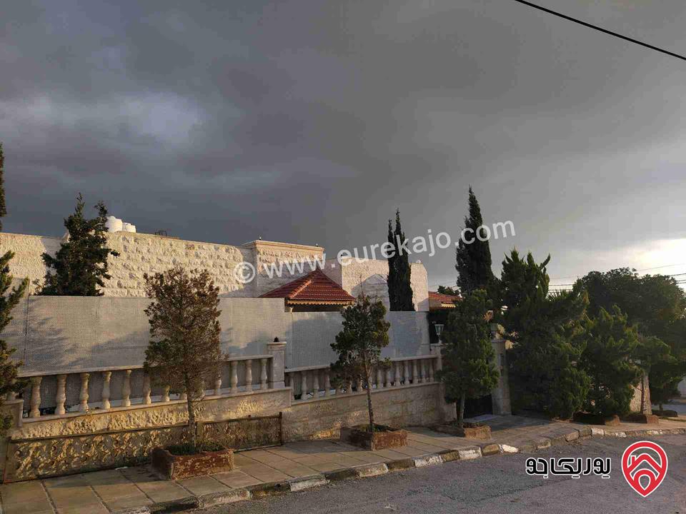 منزل مستقل مساحة 500م على أرض 1060م للبيع في الزرقاء - جريبا