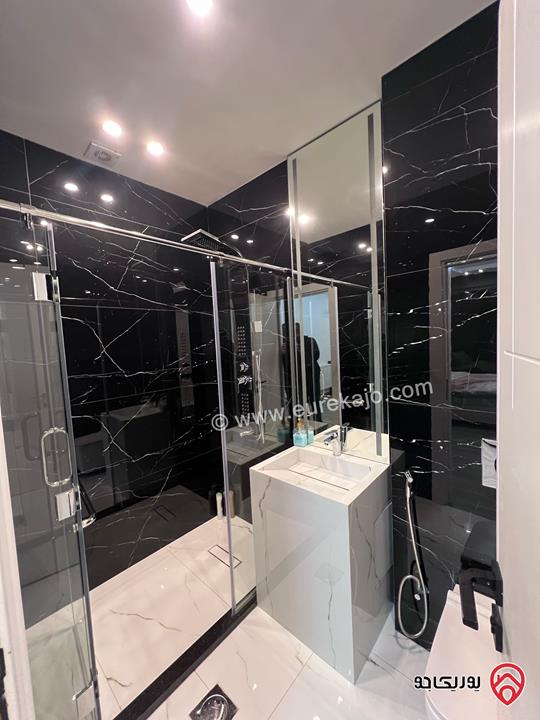 شقة فخمة طابق ثالث دوبلكس مساحة 300م للبيع مفروشة في عمان - مرج الحمام