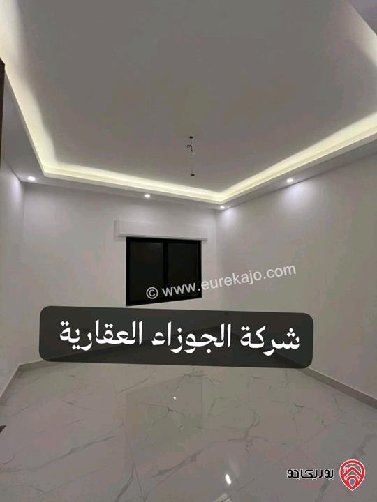 شقة أرضية فاخرة لم تسكن مساحة 150م داخلي و 30م خارجي للايجار في عمان - الياسمين