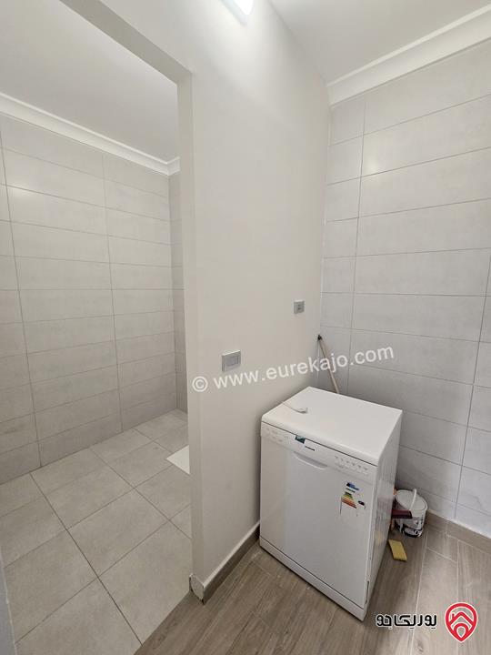 شقة دوبلكس مميزة طابق اخير مع روف مجموع المساحة 350 متر مربع للايجار في عمان - دير غبار