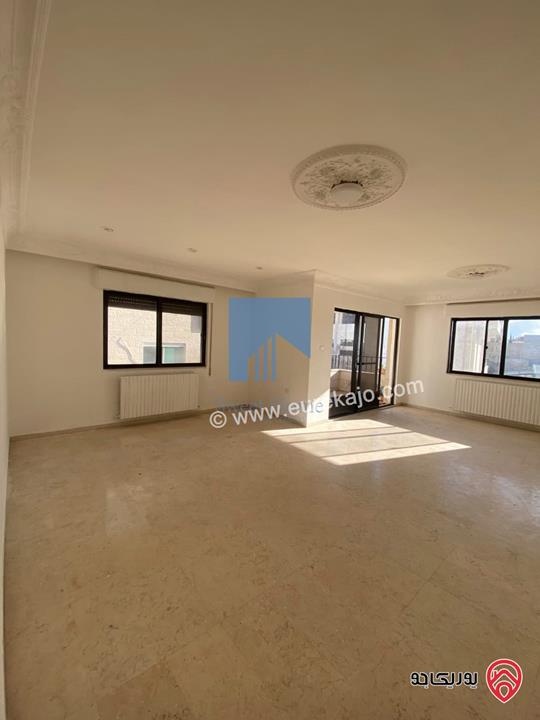 شقة مميزة طابق ثالث 168م للبيع في عمان - خلدا 