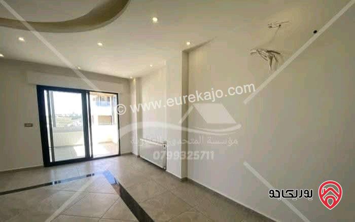 روف من فيلا مساحة 100م للإيجار فارغ في عمان - دابوق