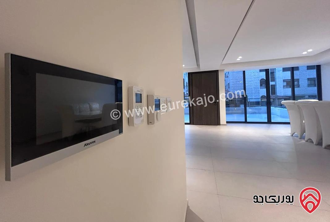 شقة سوبر ديلوكس مساحة 205م طابق أرضي للايجار مفروشة في عمان - عبدون