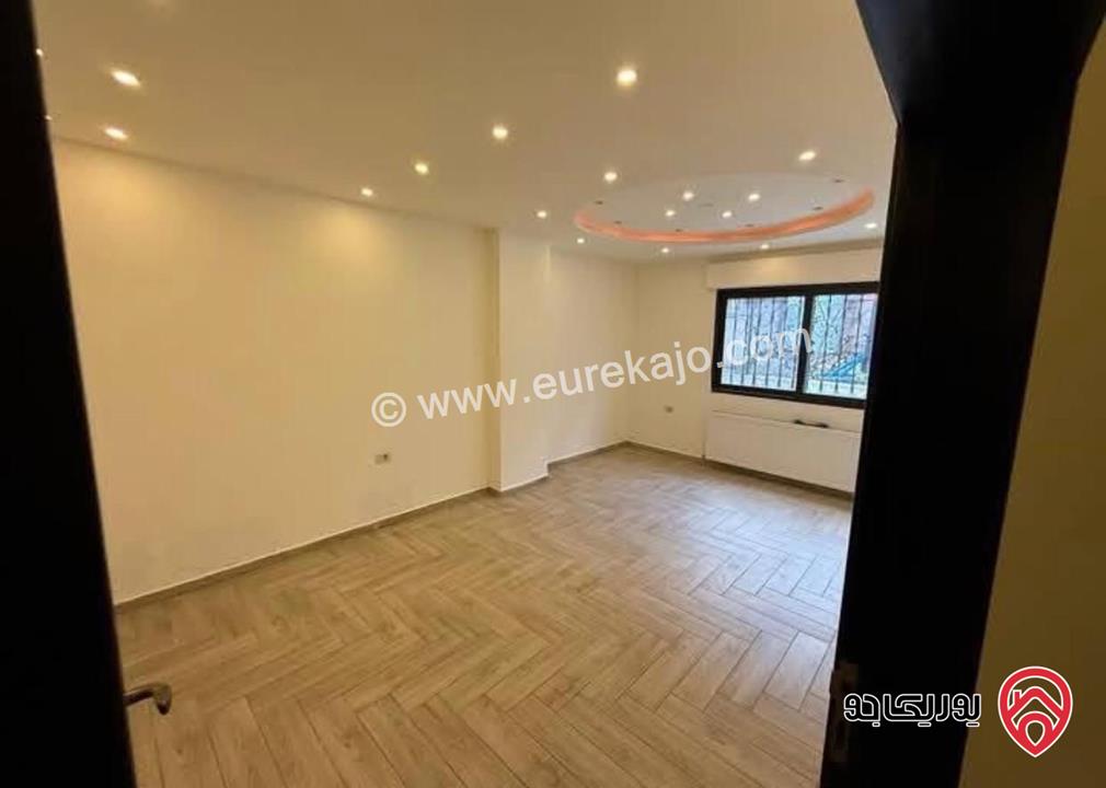 شقة طابق أول مساحة 200م للايجار في عمان - دابوق