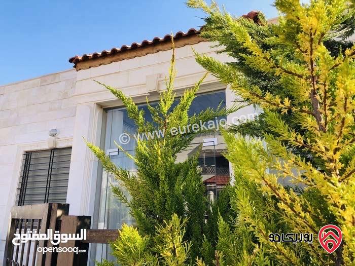 فيلا مساحة الأرض 570م والبناء 913م للبيع في عمان - ضاحية الرشيد 