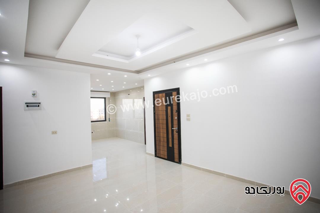 شقة فاخرة أرضية مساحة 185م داخلي و 50م خارجي للبيع في عمان - ابو علندا كاش او اقساط 