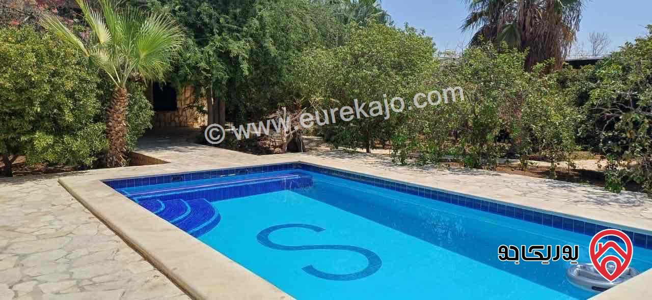 مزرعة مساحة 70م على أرض 1 دونم للبيع في الغور جوفة الكفرين