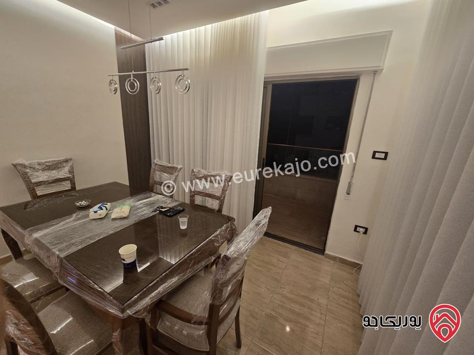 شقة فاخرة مفروشة للايجار ثلاث غرف نوم في الدوار السابع