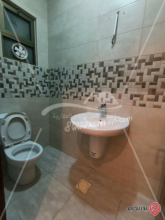 شقة فارغة مساحة 140م طابق ثاني للايجار للعرسان او عائلة صغيرة في عمان - الرابية