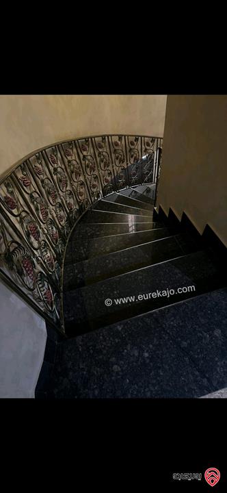 فيلا فخمة مستقلة مساحة 1000م على ارض 665م للبيع في عمان - الجندويل