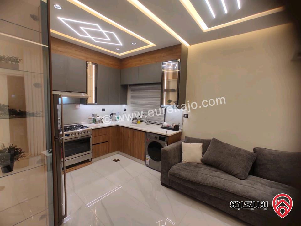 شقة سوبر ديلوكس طابق ثالث مساحة 100م للايجار في عمان - تلاع العلي