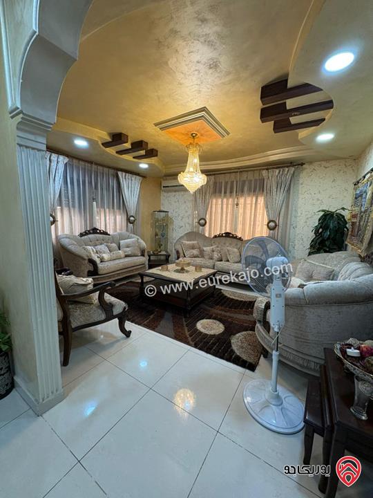 فيلا مساحة 500م على أرض 406م للبيع في الزرقاء - جبل طارق قرب اسواق مكة  