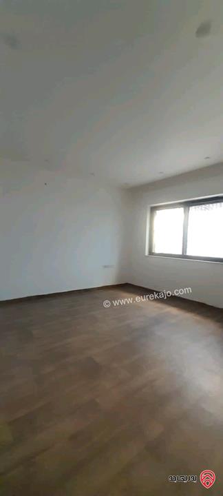 فيلا فارغة مساحة 350م للإيجار في عمان - ام السماق 